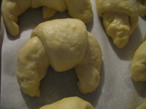 crescent rolls rising